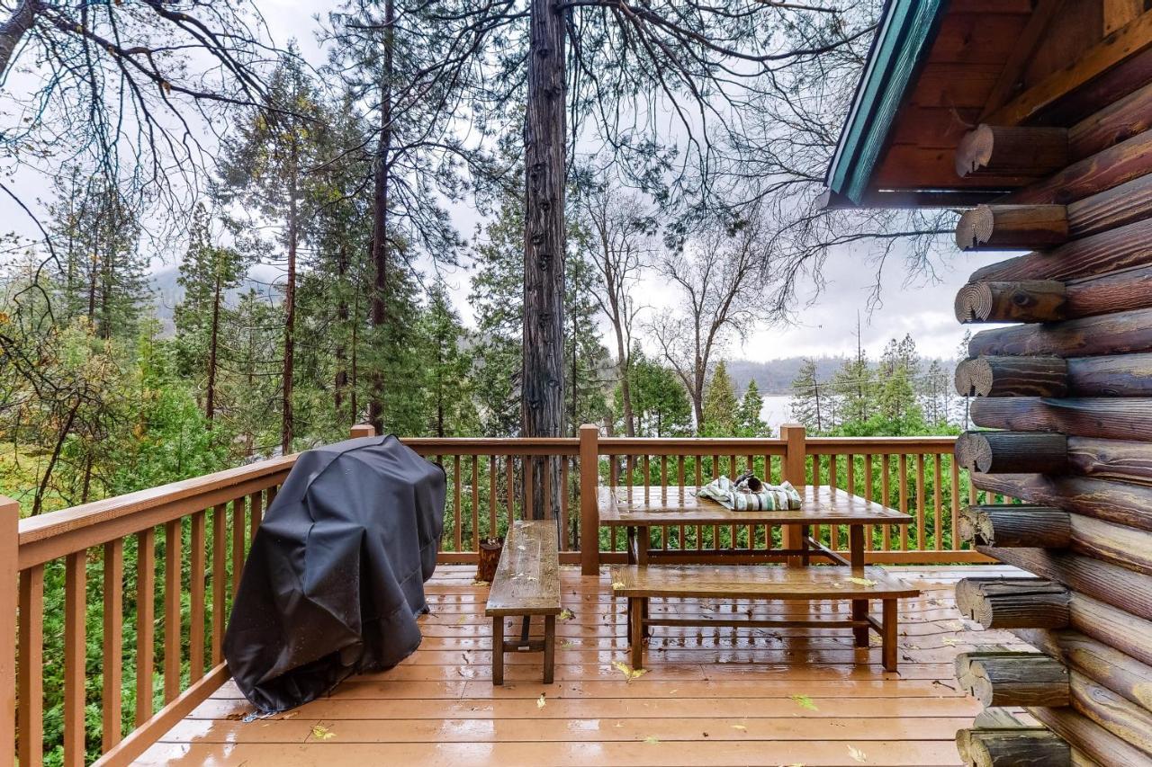 Harris Lakeview Cabin Bass Lake Exterior photo